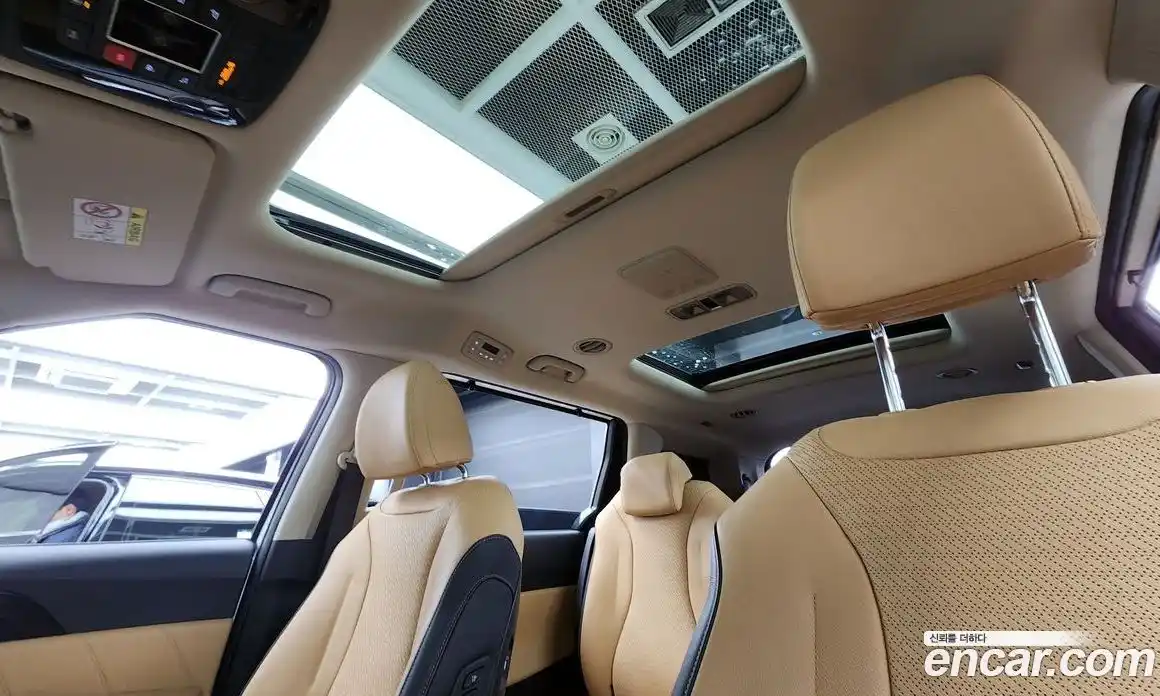 Kia Canival 2023 2.2 Автомат в Москве № 133678, фото 14