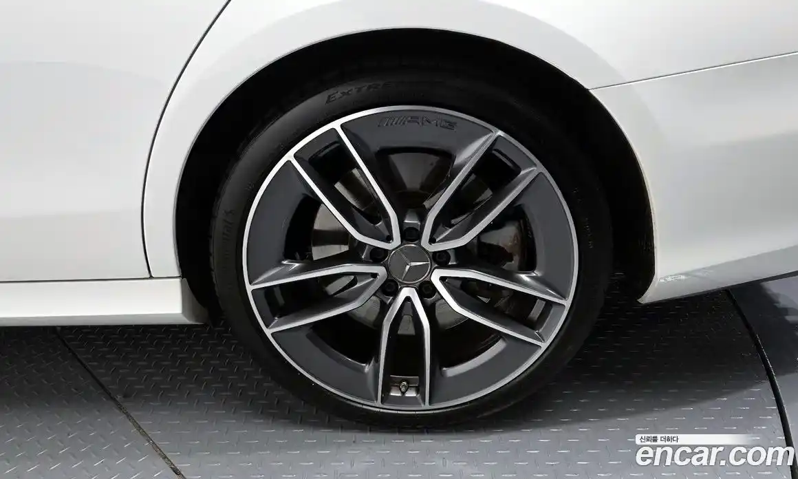 Mercedes-Benz E-Class 2021 3.0 Автомат в Москве № 134651, фото 16