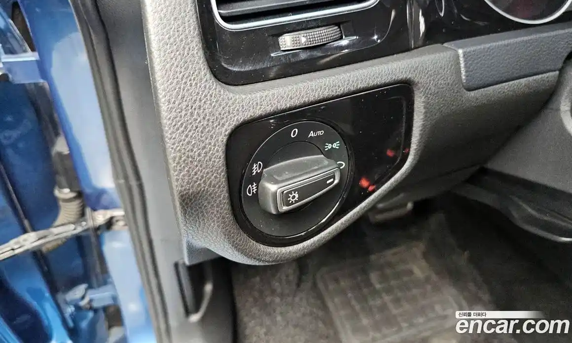 Volkswagen Golf 2016 2.0 Автомат в Москве № 136702, фото 17