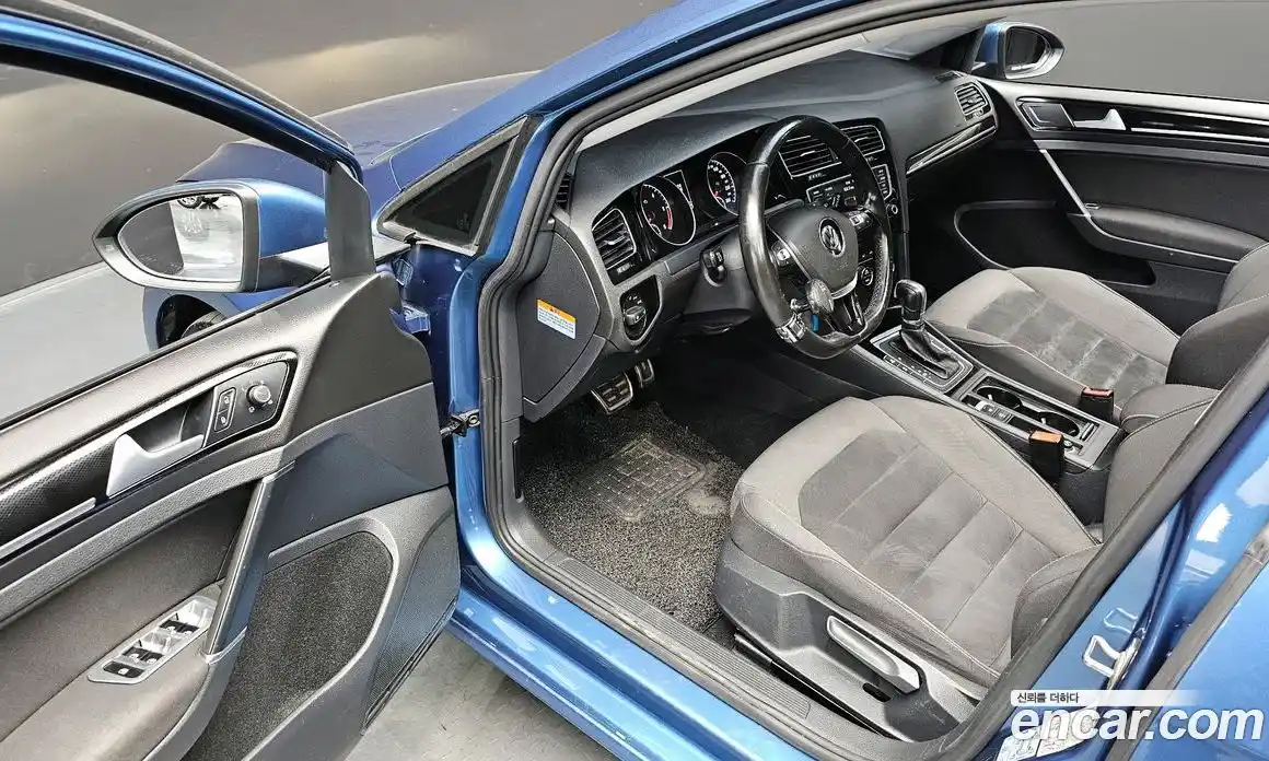 Volkswagen Golf 2016 2.0 Автомат в Москве № 136702, фото 5