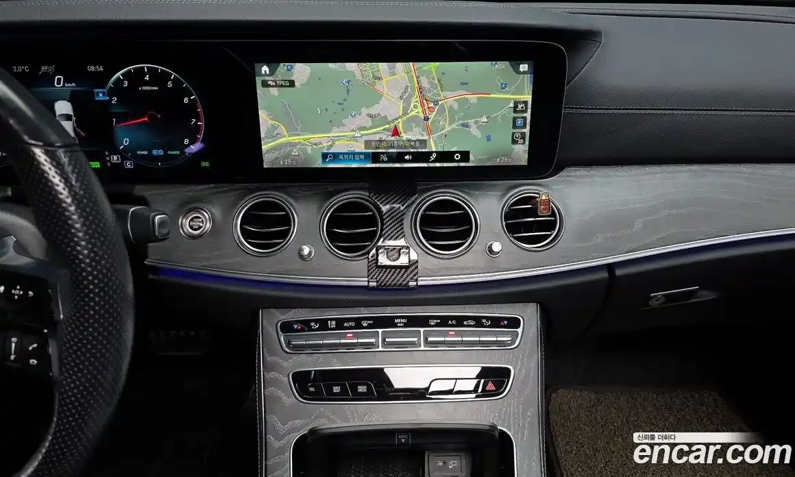 Mercedes-Benz E-Class 2021 2.0 Автомат в Москве № 136834, фото 20