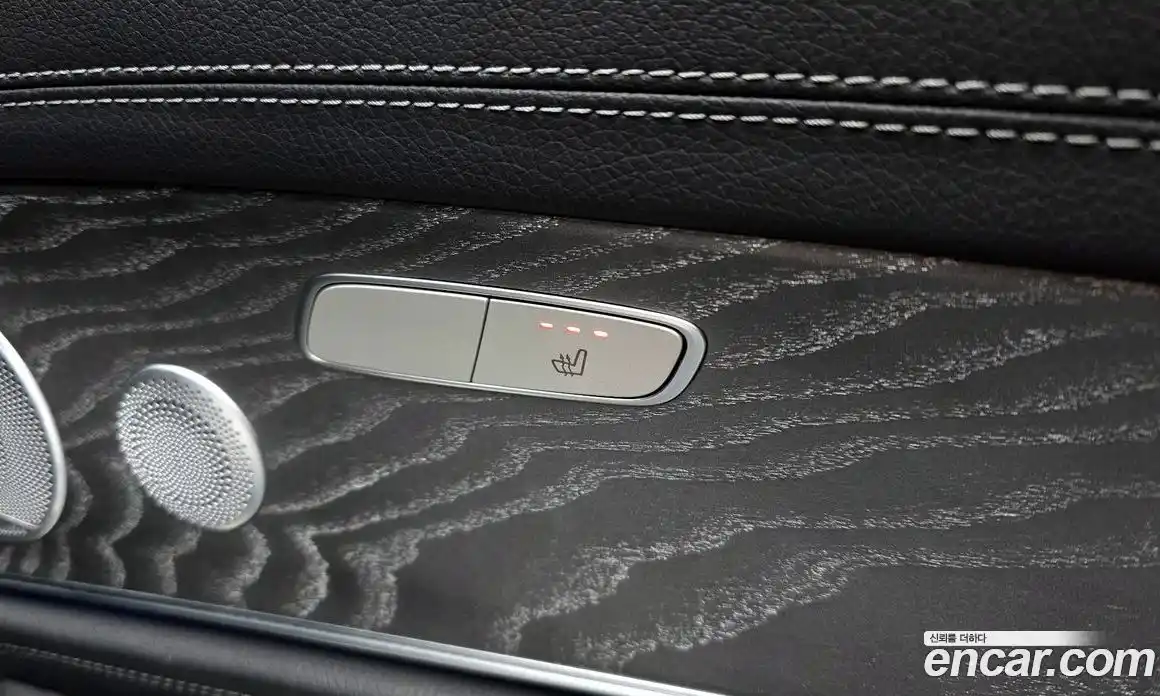 Mercedes-Benz E-Class 2021 2.0 Автомат в Москве № 136834, фото 3