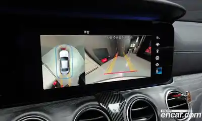 Mercedes-Benz E-Class 2021 2.0 Автомат в Москве № 136834, миниатюра 6