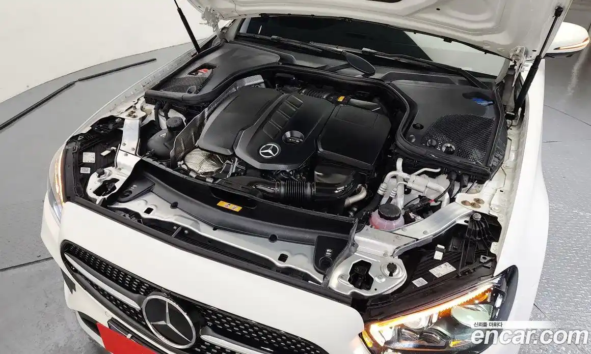 Mercedes-Benz E-Class 2023 1.9 Автомат в Москве № 139810, фото 3