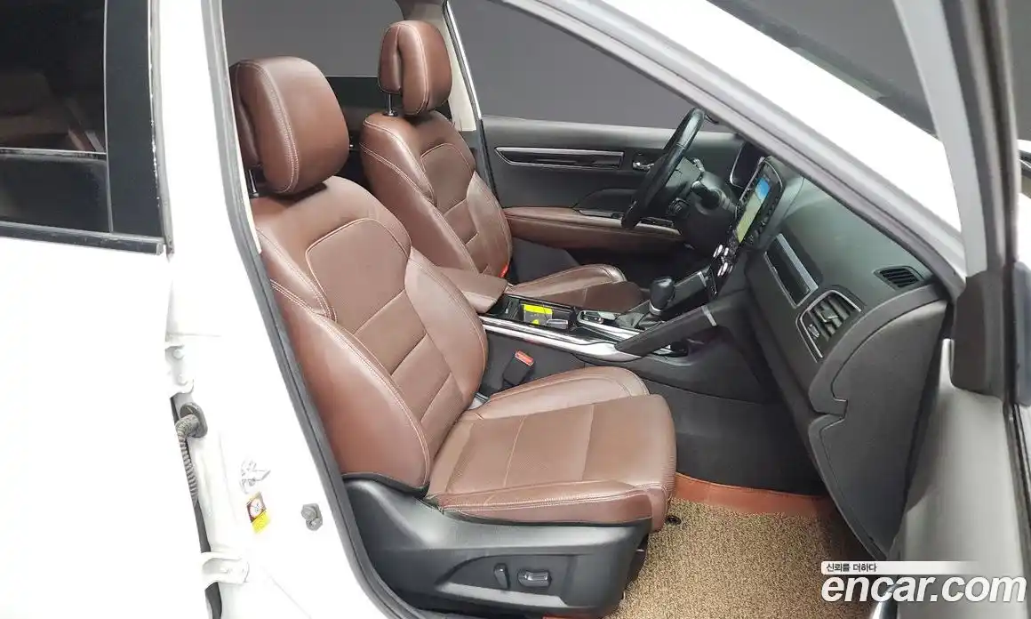 Renault QM6 2017 2.0 Автомат в Москве № 149637, фото 19