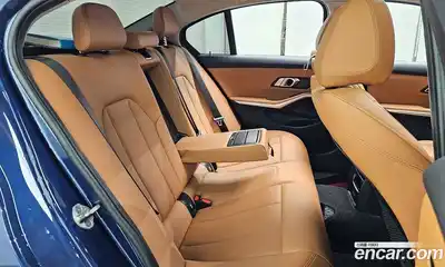 BMW 3-Series 2023 2.0 Автомат в Москве № 154844, миниатюра 11