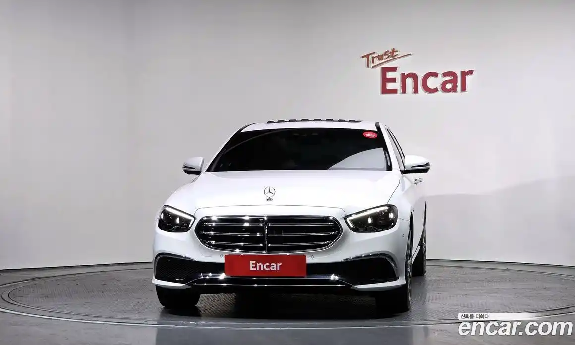 Mercedes-Benz E-Class 2021 2.0 Автомат в Москве № 161137, фото 15