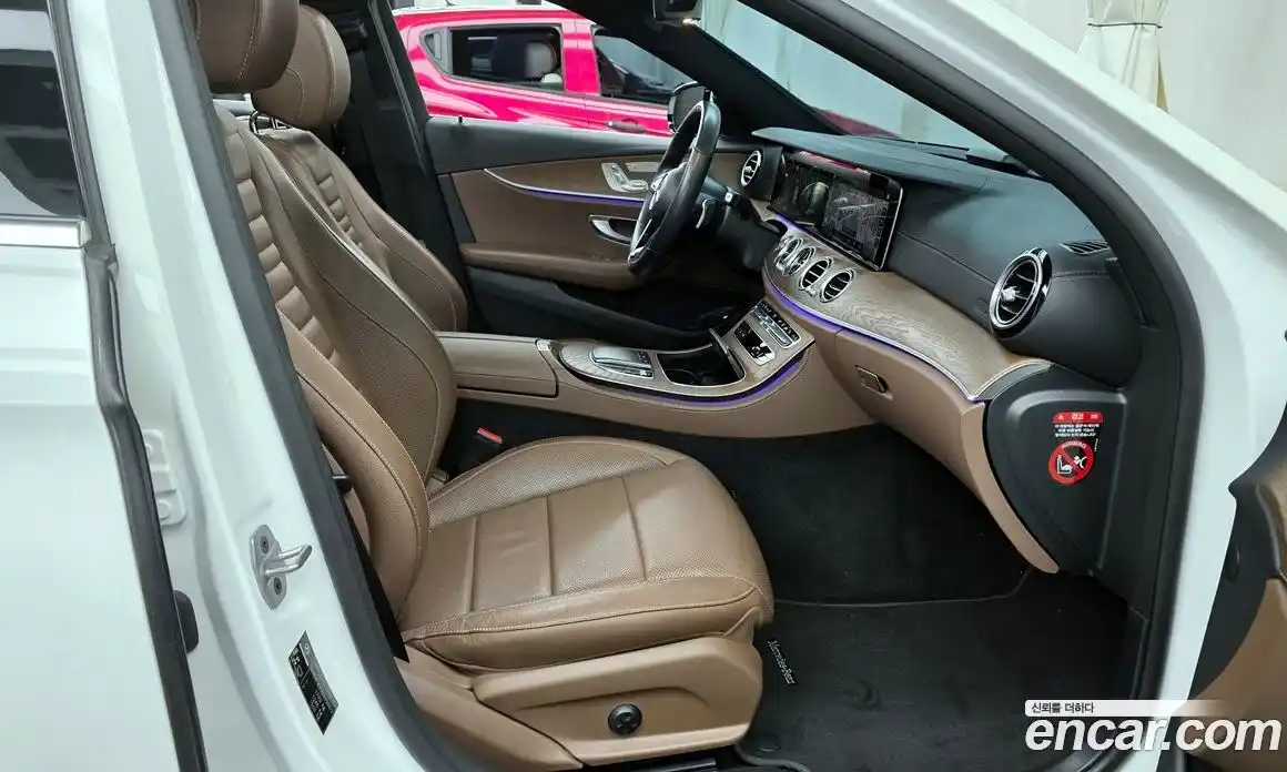 Mercedes-Benz E-Class 2021 2.0 Автомат в Москве № 161137, фото 8