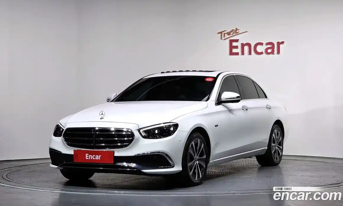 Mercedes-Benz E-Class 2021 2.0 Автомат в Москве № 161137, фото 10