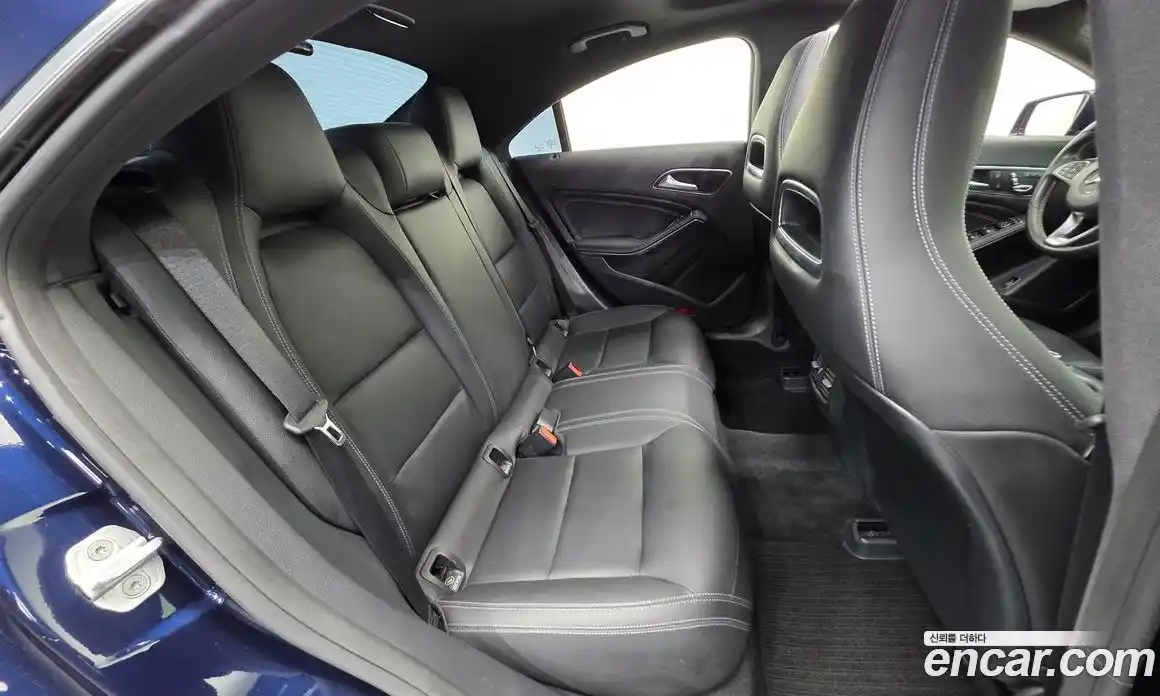 Mercedes-Benz CLA-Class 2017 2.0 Автомат в Москве № 161150, фото 4