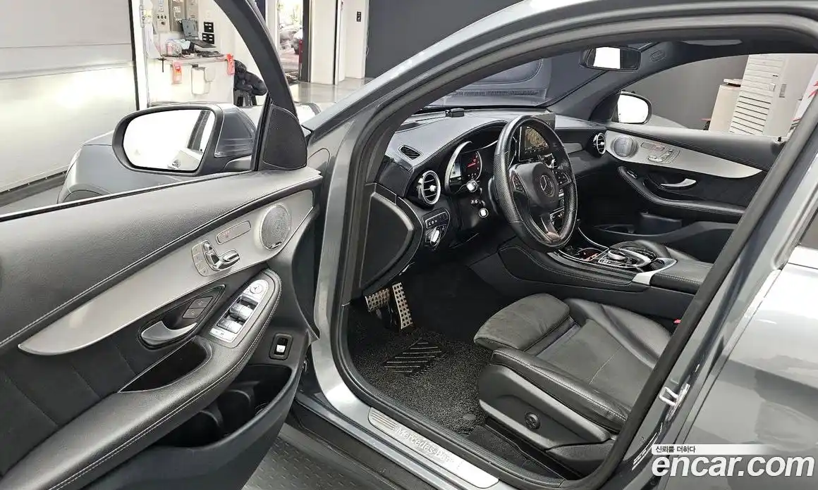 Mercedes-Benz GLC-Class 2019 2.0 Автомат в Москве № 161308, фото 17