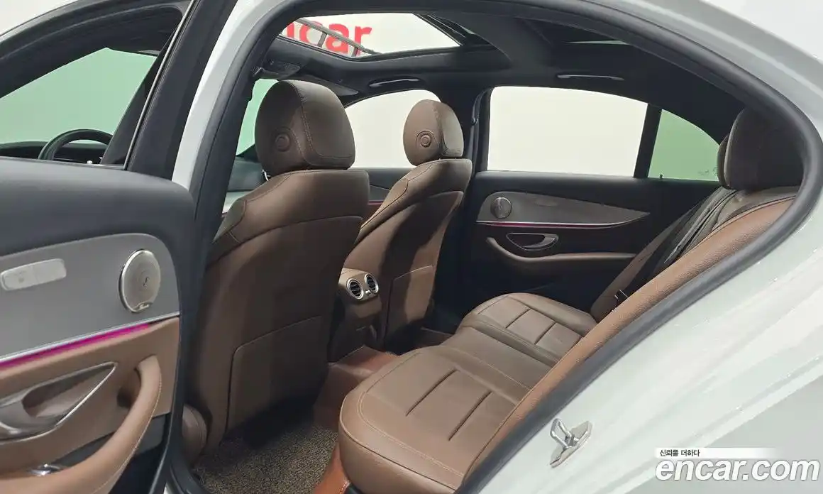 Mercedes-Benz E-Class 2019 2.0 Автомат в Москве № 161430, фото 15