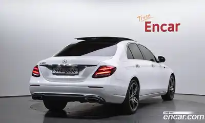 Mercedes-Benz E-Class 2019 2.0 Автомат в Москве № 161430, миниатюра 2
