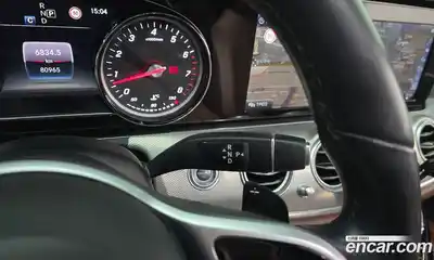 Mercedes-Benz E-Class 2019 2.0 Автомат в Москве № 161430, миниатюра 4