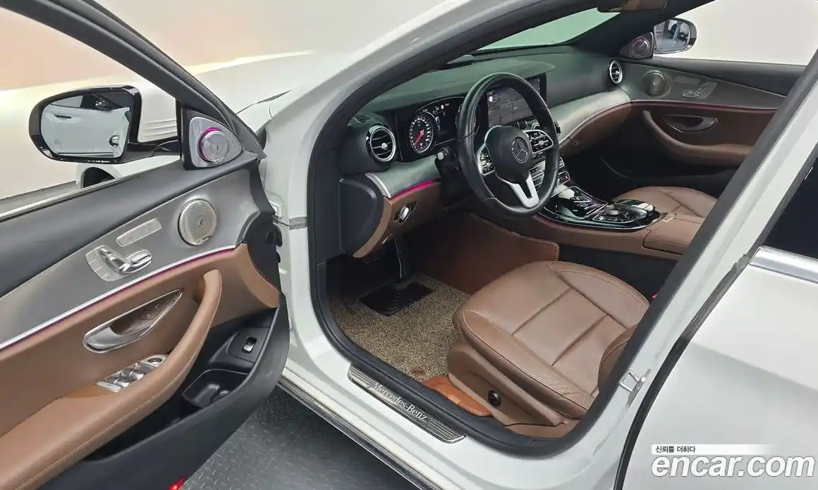 Mercedes-Benz E-Class 2019 2.0 Автомат в Москве № 161430, фото 8