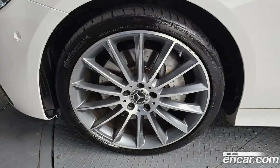 Mercedes-Benz E-Class 2018 3.0 Автомат в Москве № 161664, фото 18