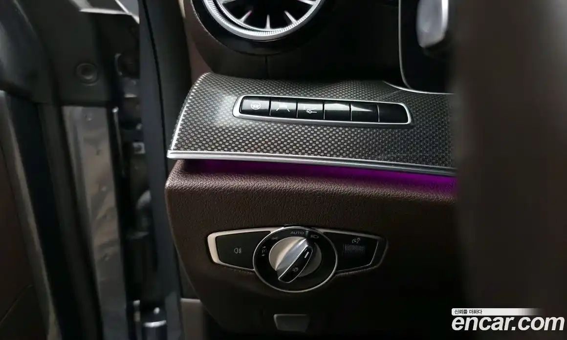 Mercedes-Benz CLS-Class 2020 1.9 Автомат в Москве № 161754, фото 3