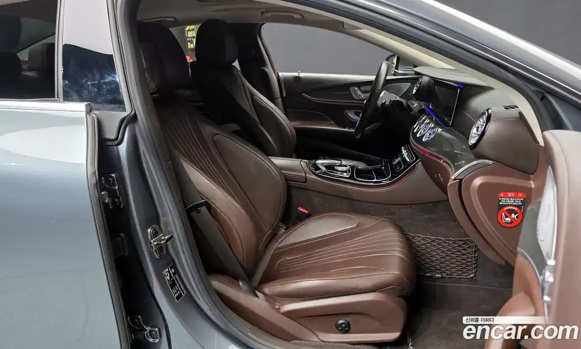 Mercedes-Benz CLS-Class 2020 1.9 Автомат в Москве № 161754, фото 4