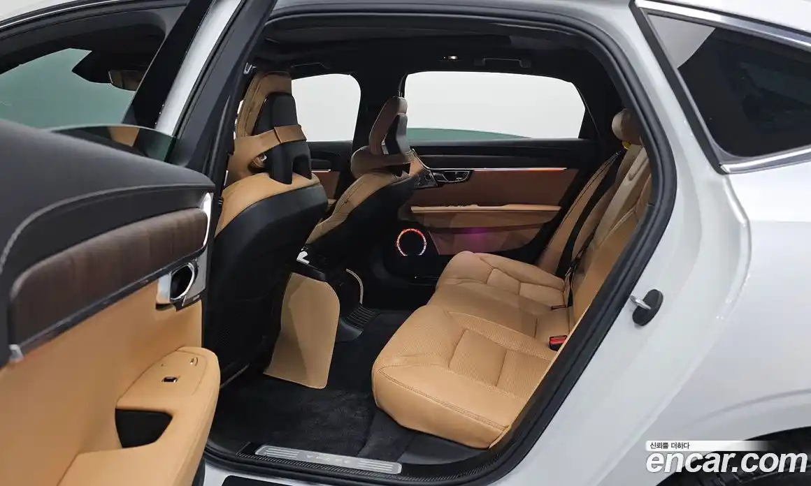 Volvo S90 2025 2.0 Автомат в Москве № 164203, фото 16