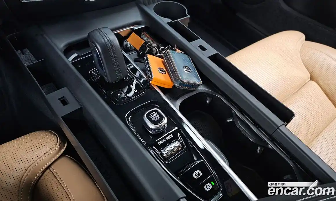 Volvo V60 2021 2.0 Автомат в Москве № 164452, фото 13