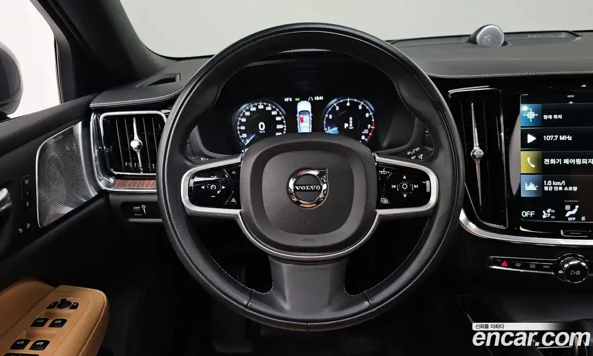 Volvo V60 2021 2.0 Автомат в Москве № 164452, фото 20