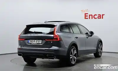 Volvo V60 2021 2.0 Автомат в Москве № 164452, миниатюра 5