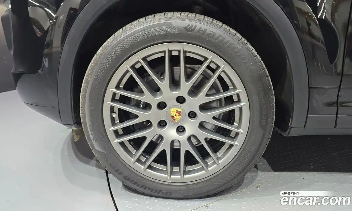 Porsche Cayenne 2018 3.6 Автомат в Москве № 165445, фото 16