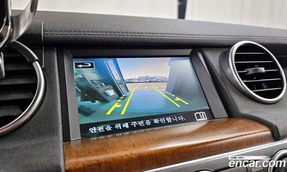 Land Rover Discovery 2016 3.0 Автомат в Москве № 166608, фото 14