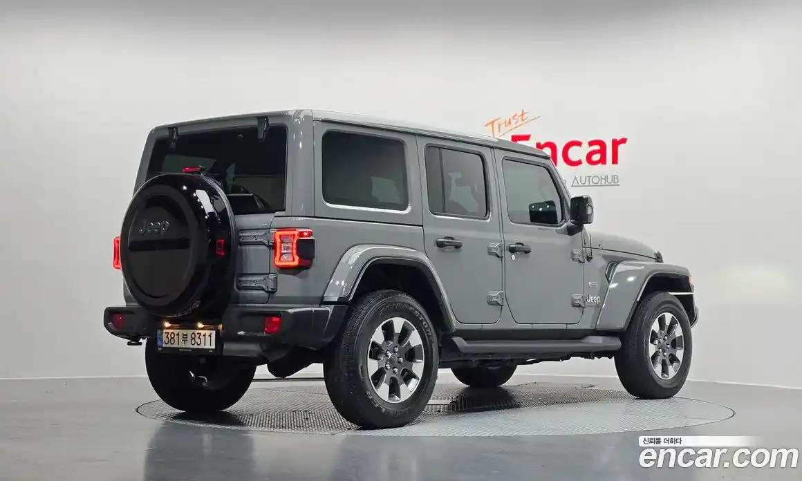 Jeep Wrangler 2023 2.0 Автомат в Москве № 169393, фото 8