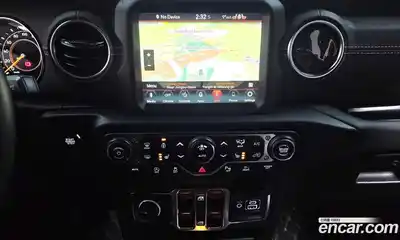 Jeep Wrangler 2023 2.0 Автомат в Москве № 169393, миниатюра 9