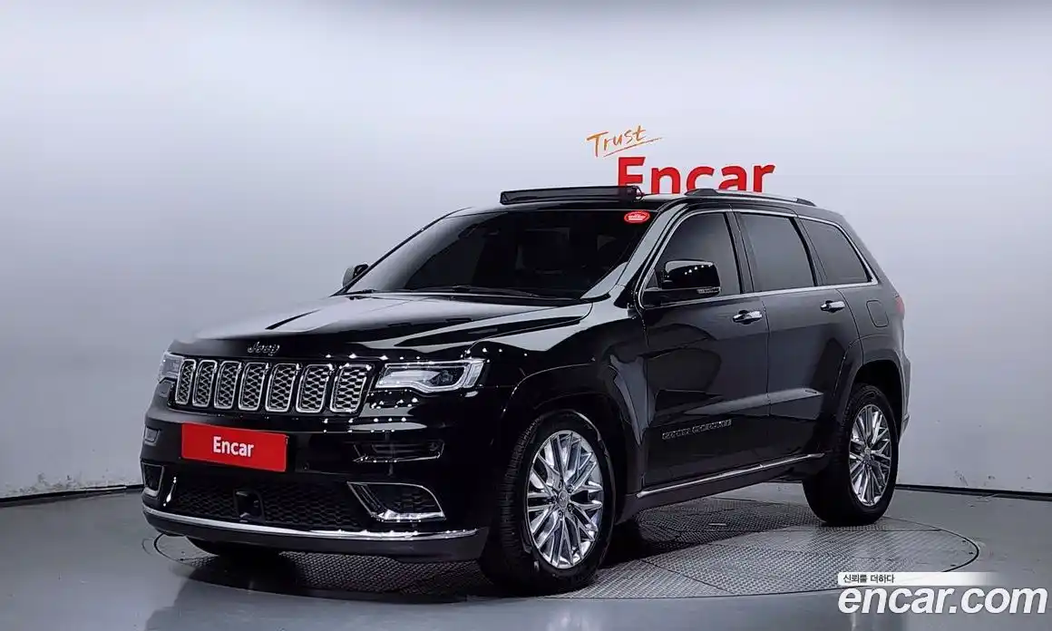 Jeep Cherokee 2018 3.0 Автомат в Москве № 169796, фото 13