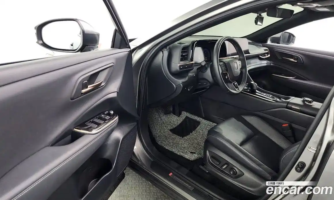 Toyota Crown 2024 2.5 Автомат в Москве № 170193, фото 11