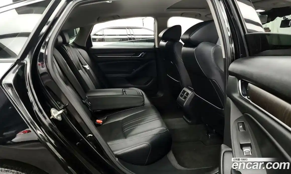 Honda Accord 2018 1.5 Автомат в Москве № 170541, фото 14