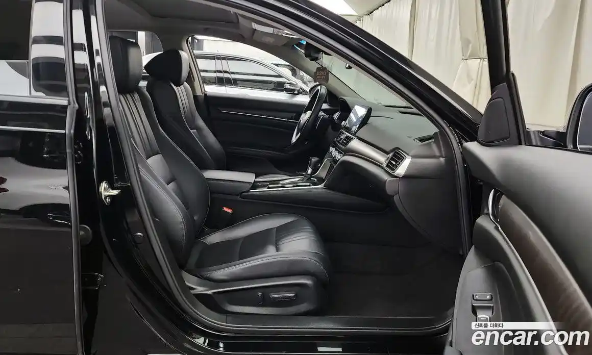 Honda Accord 2018 1.5 Автомат в Москве № 170541, фото 16