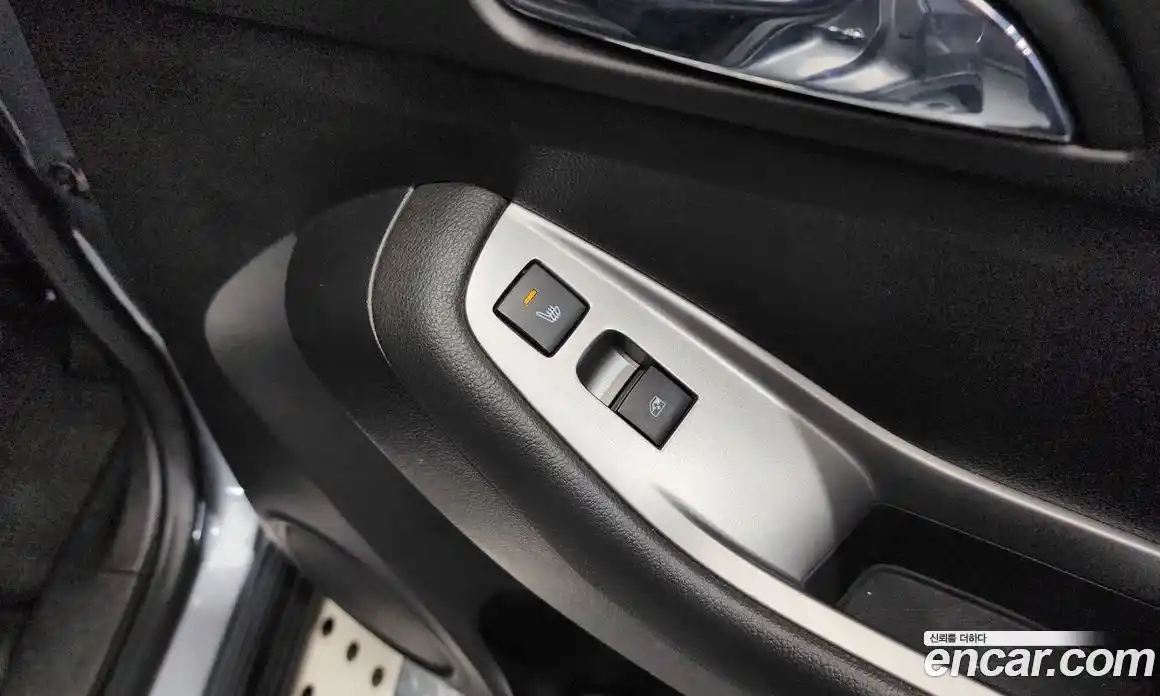 Chevrolet Orlando 2016 2.0 Автомат в Москве № 174694, фото 10