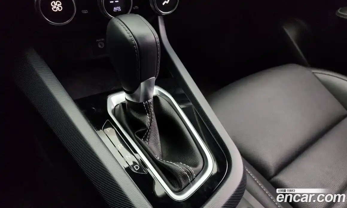 Renault XM3 2020 1.3 Автомат в Москве № 176807, фото 13