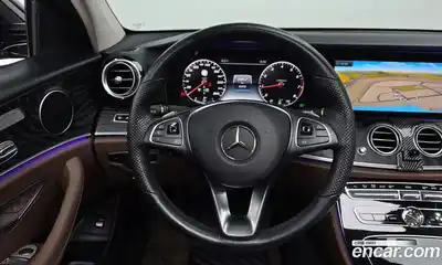 Mercedes-Benz E-Class 2017 2.0 Автомат в Москве № 178917, миниатюра 2