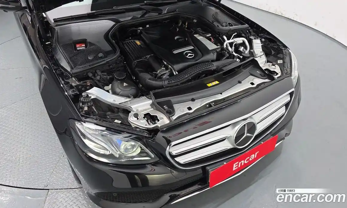 Mercedes-Benz E-Class 2017 2.0 Автомат в Москве № 178917, фото 8