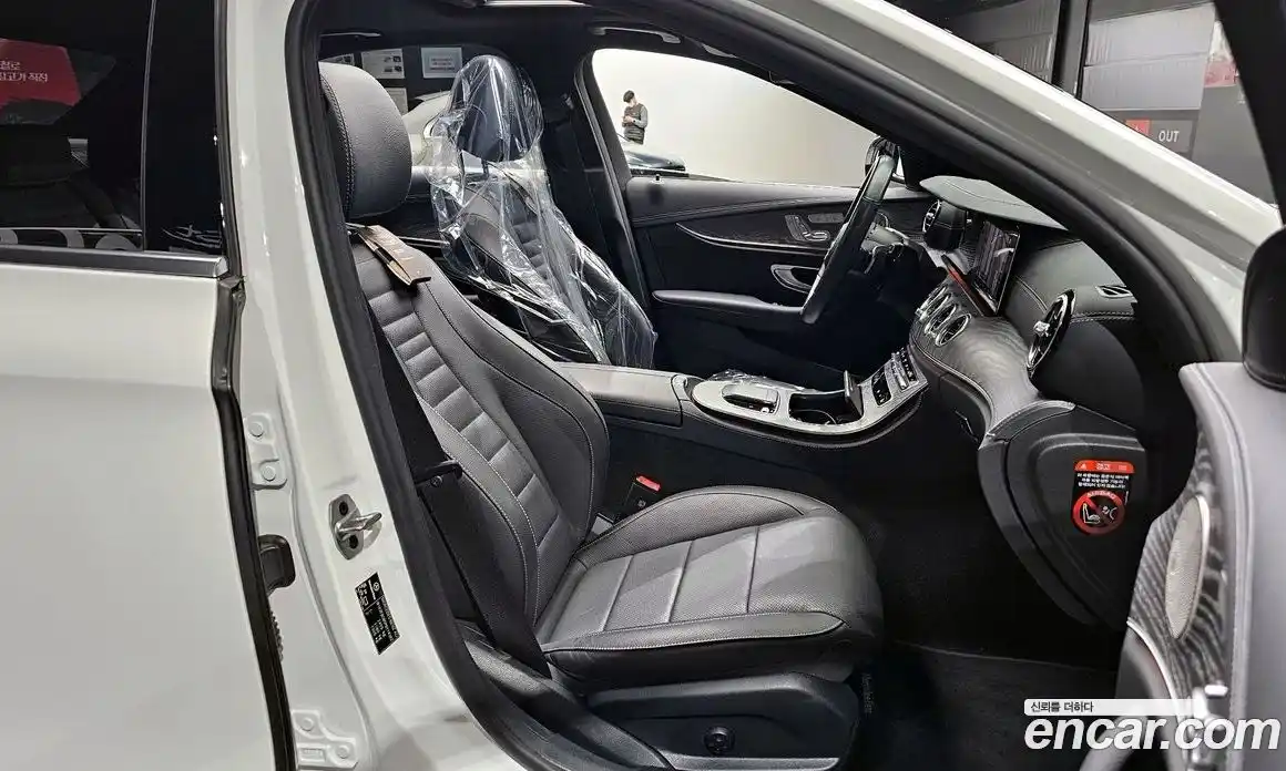 Mercedes-Benz E-Class 2023 2.0 Автомат в Москве № 180313, фото 10