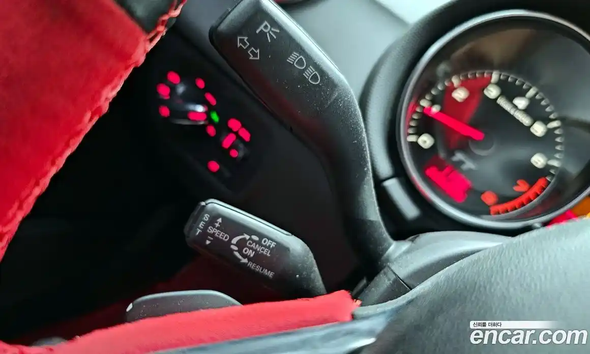 Audi TT 2008 2.0 Автомат в Москве № 183402, фото 3