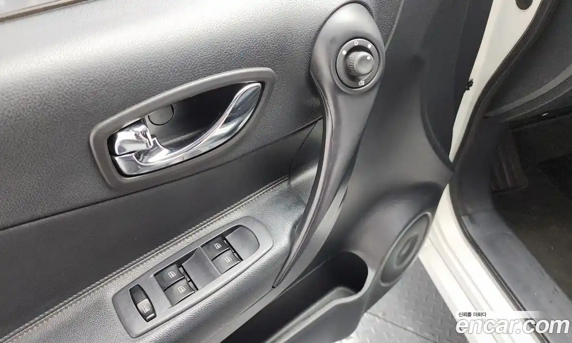 Renault QM5 2014 2.0 Автомат в Москве № 184142, фото 14