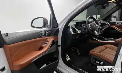 BMW X7 2024 3.0 Автомат в Москве № 188365, миниатюра 11