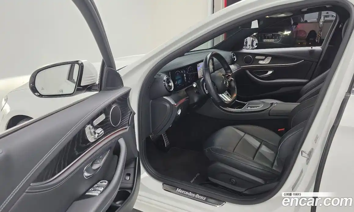 Mercedes-Benz E-Class 2021 1.9 Автомат в Москве № 192234, фото 12