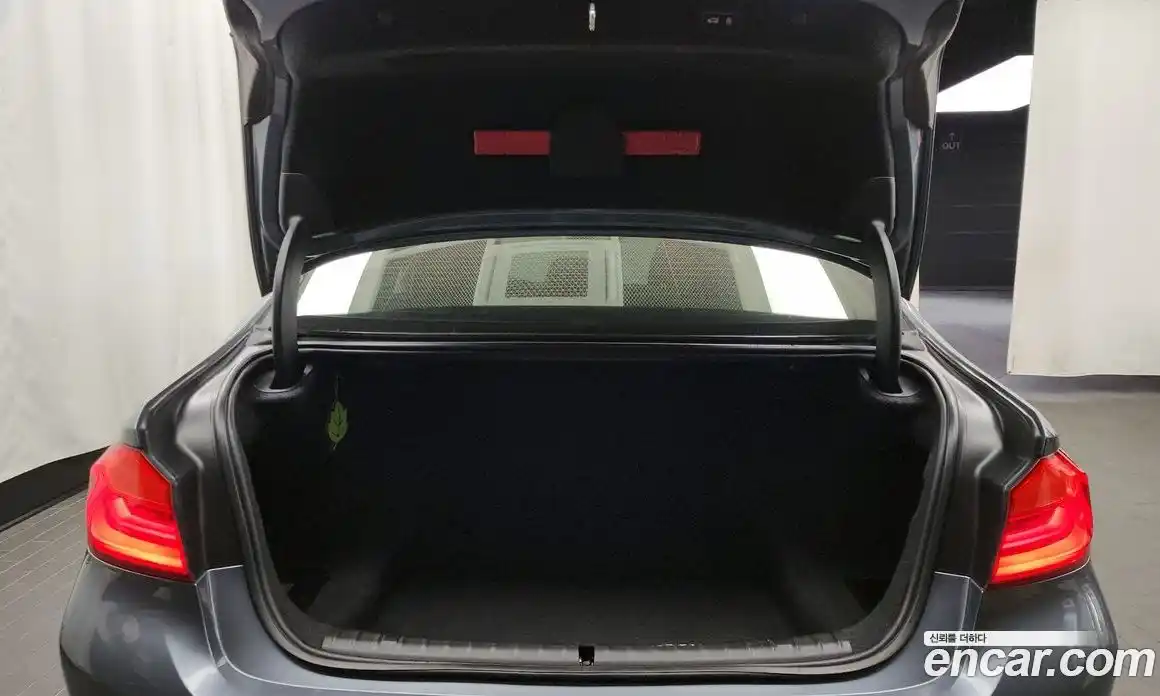 BMW 5-Series 2018 2.0 Автомат в Москве № 193282, фото 1