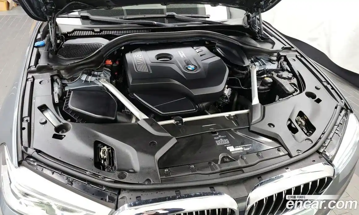 BMW 5-Series 2018 2.0 Автомат в Москве № 193282, фото 16