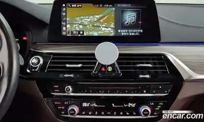 BMW 5-Series 2018 2.0 Автомат в Москве № 193282, миниатюра 3