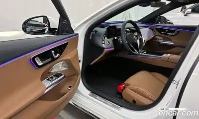 Mercedes-Benz E-Class 2026 2.0 Автомат в Москве № 193693, миниатюра 3