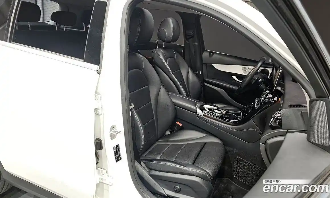 Mercedes-Benz GLC-Class 2016 2.1 Автомат в Москве № 194249, фото 19