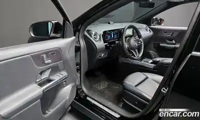 Mercedes-Benz GLA-Class 2021 2.0 Автомат в Москве № 195007, миниатюра 12