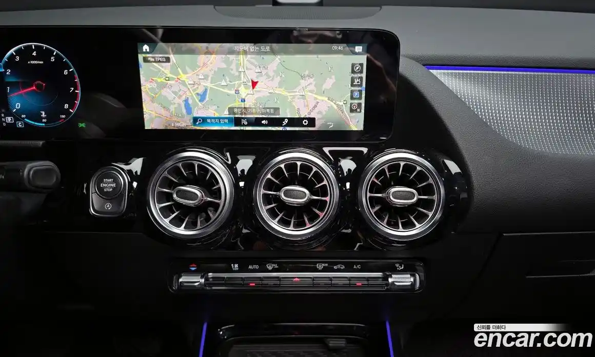 Mercedes-Benz GLA-Class 2021 2.0 Автомат в Москве № 195007, фото 17